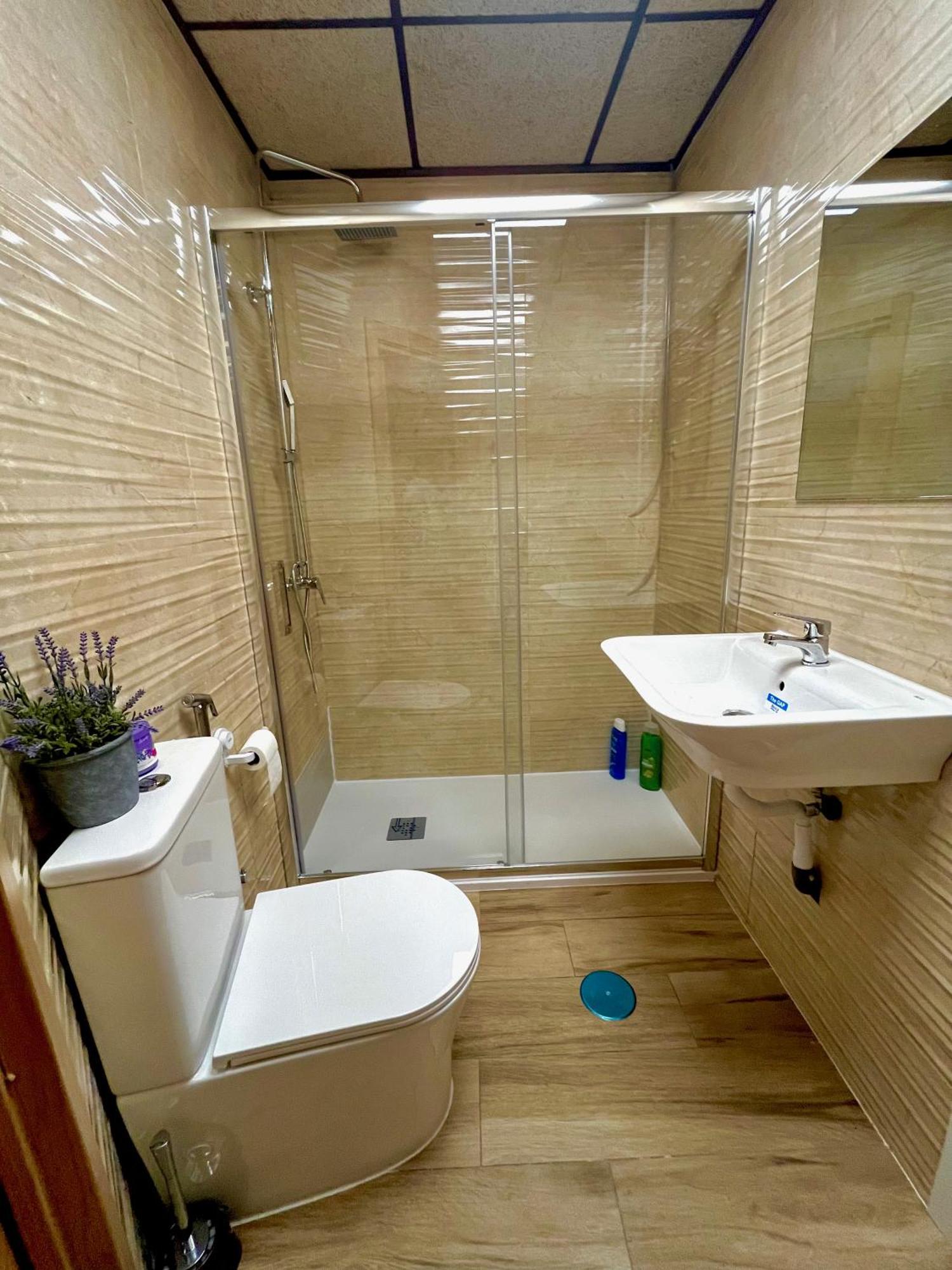 מדריד Hostel Vida Verde מראה חיצוני תמונה