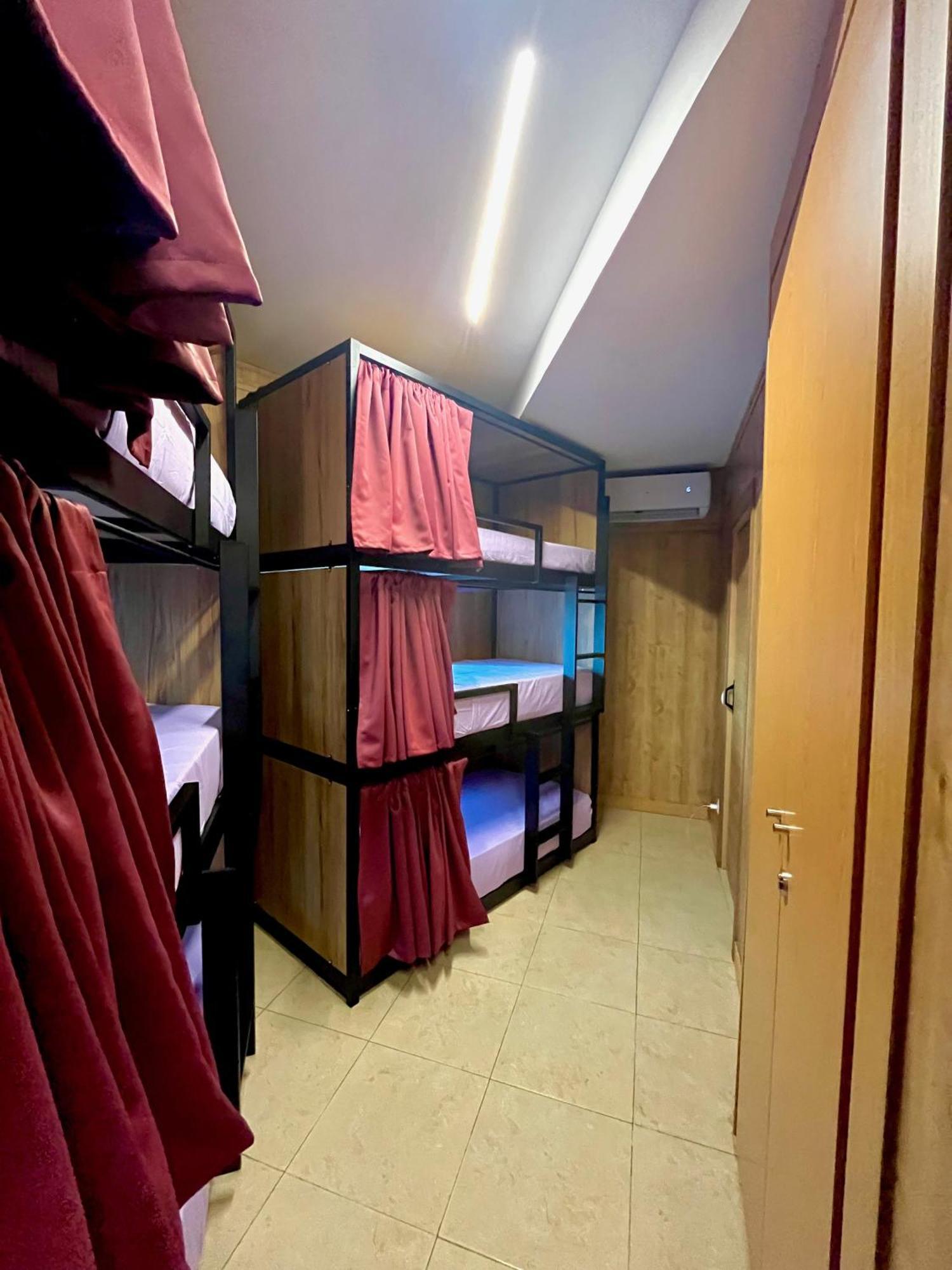 מדריד Hostel Vida Verde מראה חיצוני תמונה